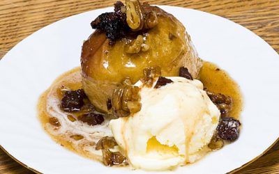 Печено јаболко – вкусен лек против болно грло