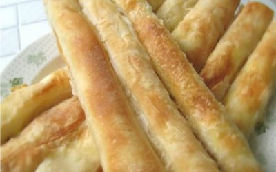 Солени стапчиња од готови кори