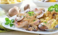 Ручек за вистински гурмани: Свински медаљони во сос од печурки